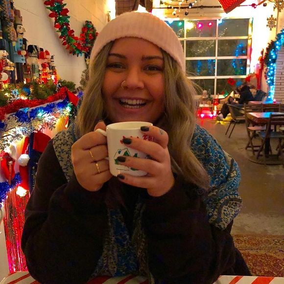 Meet your Posher, Mel - Picture 1 of 1